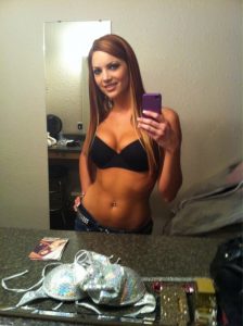 femme exhib qui aime la baise dans le 11